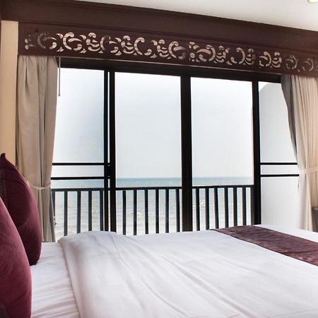 Sea Memories White Sand Beach Hotel Хуа Хин Экстерьер фото